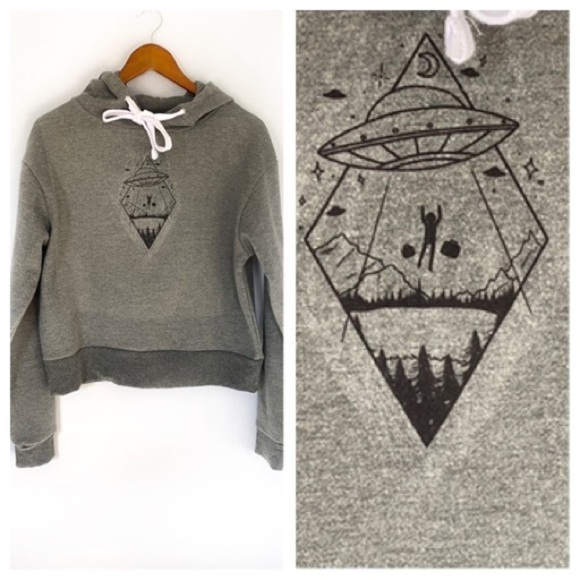 REFLEX sweater hooded popover cropped hoodie size medium new without tags - Picture 1 of 9